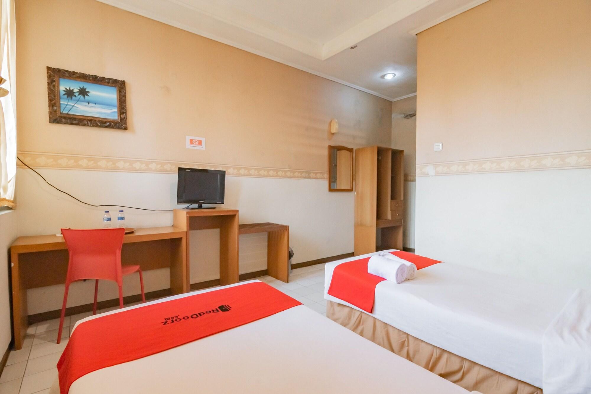 Reddoorz Plus @ Sukamulya Pasteur 2 Bandung Exteriör bild
