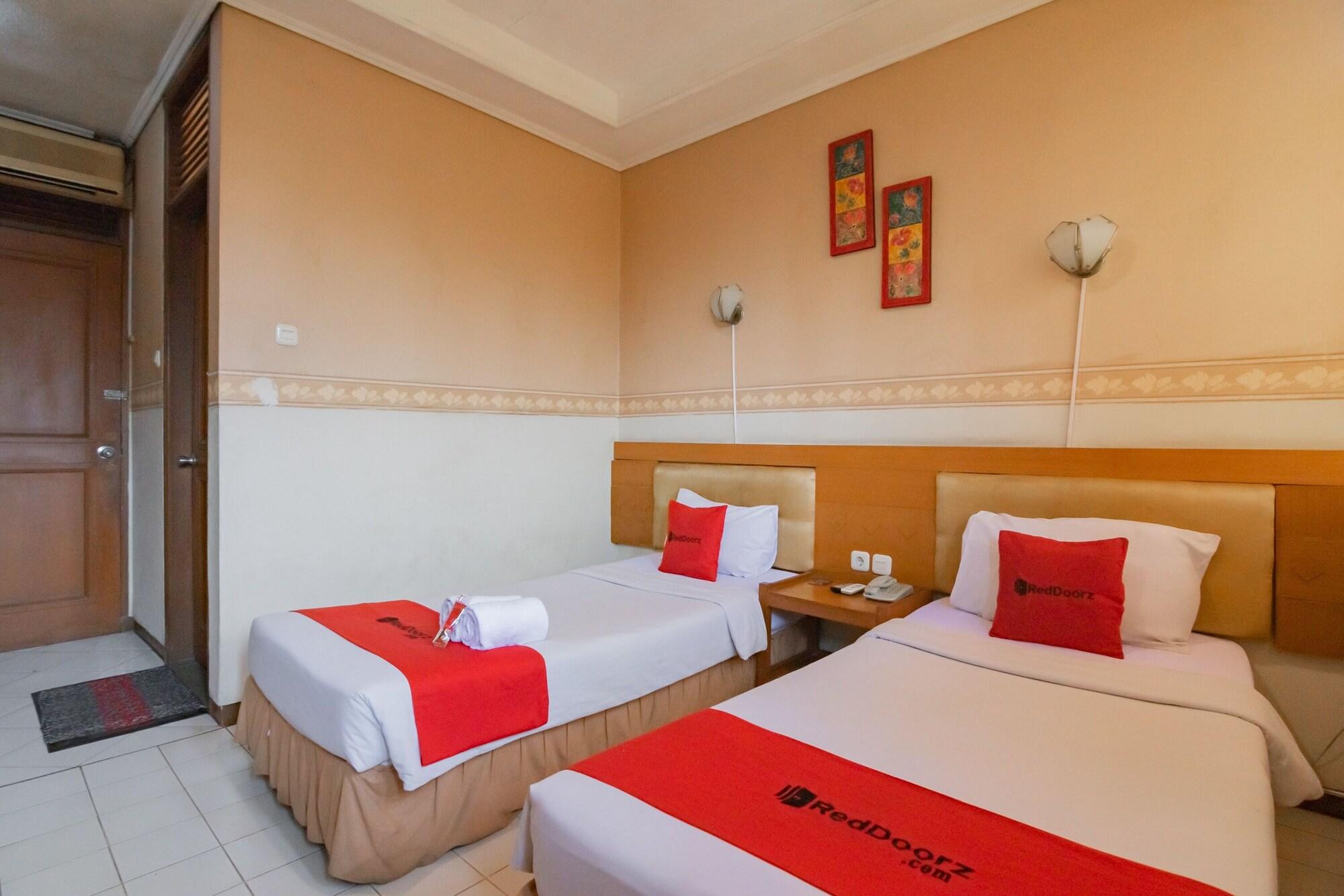 Reddoorz Plus @ Sukamulya Pasteur 2 Bandung Exteriör bild