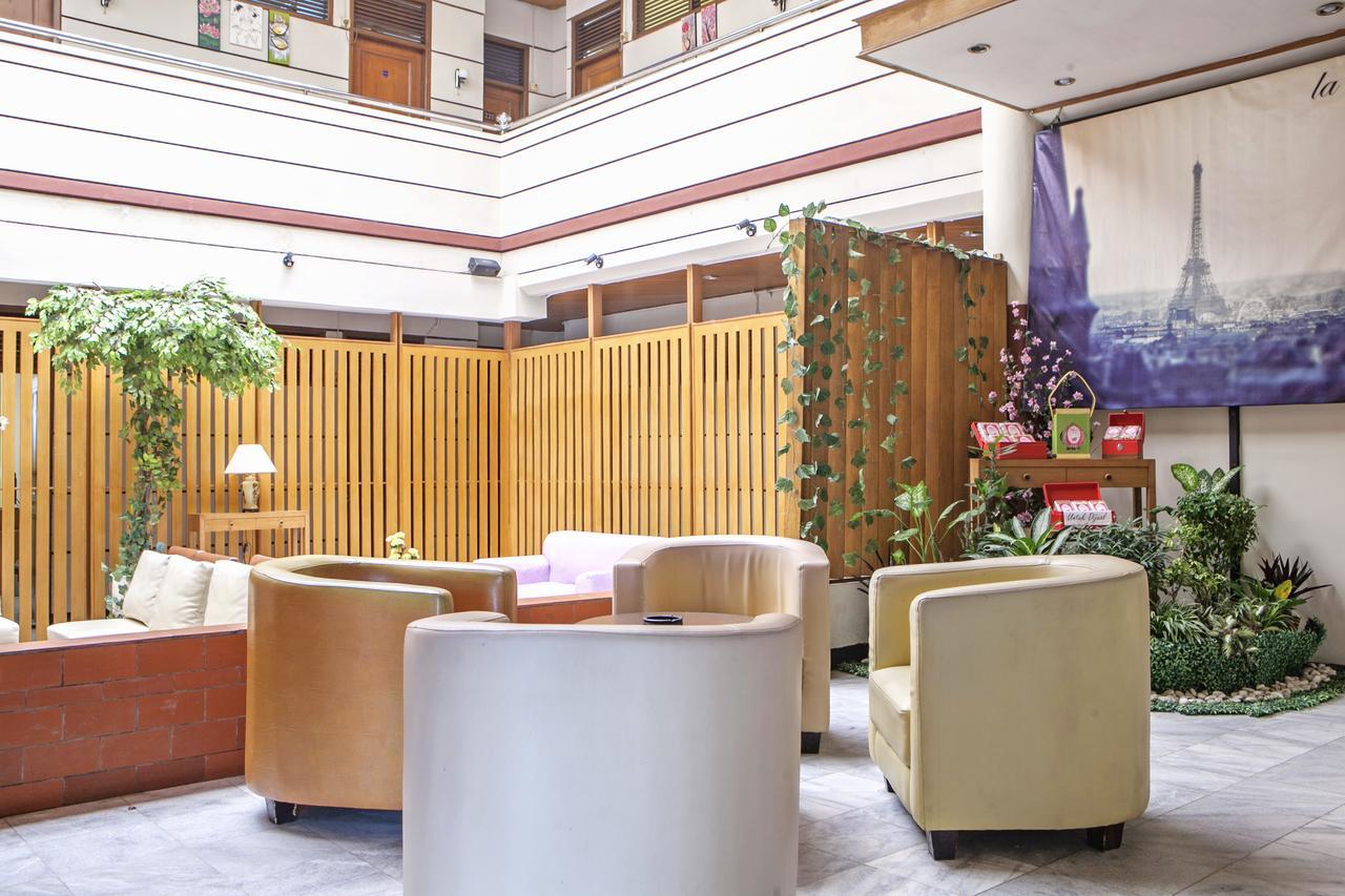 Reddoorz Plus @ Sukamulya Pasteur 2 Bandung Exteriör bild