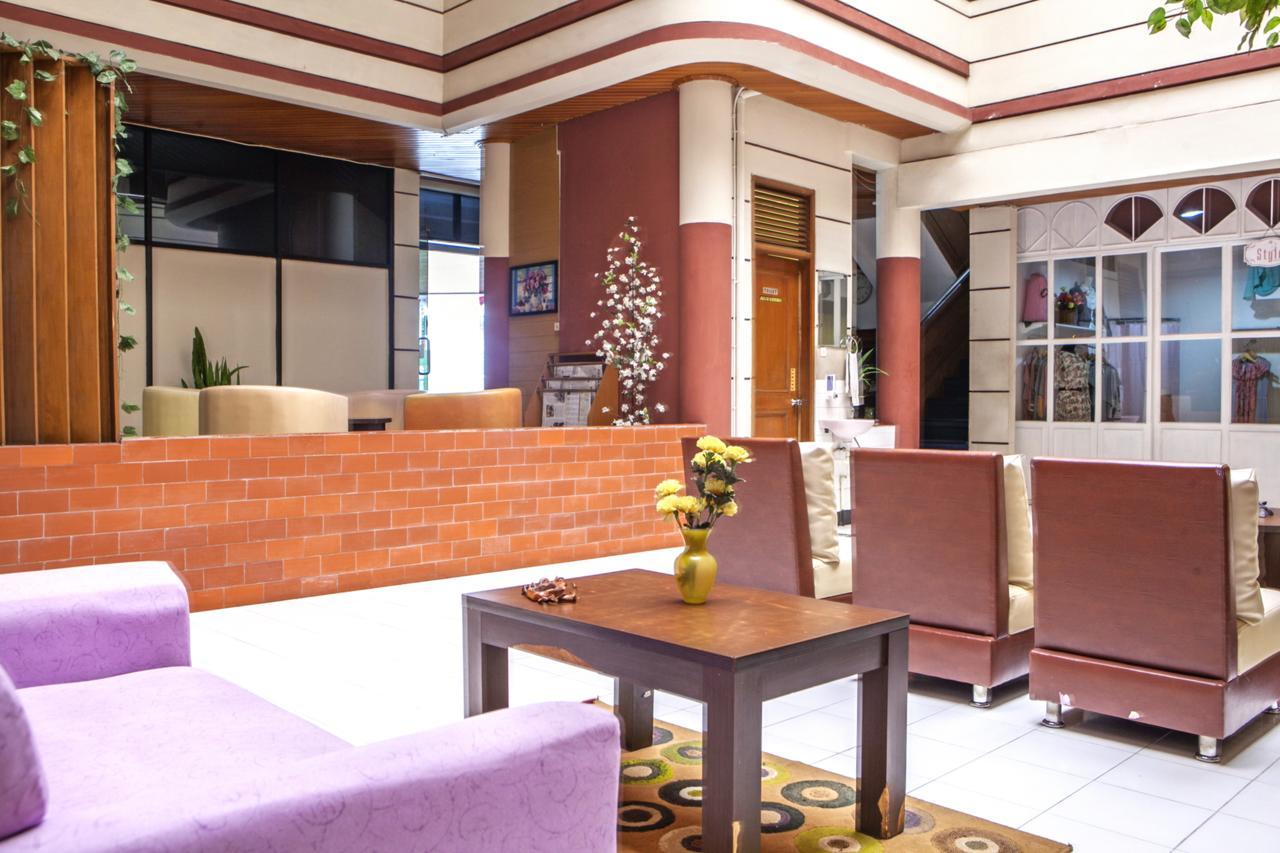 Reddoorz Plus @ Sukamulya Pasteur 2 Bandung Exteriör bild